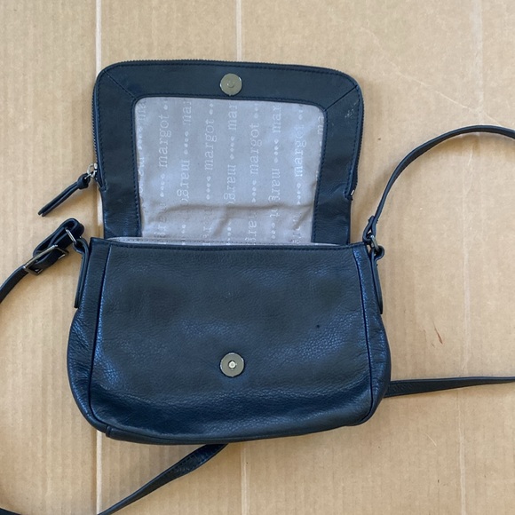 Margot leather cross body bag - Picture 4 of 9